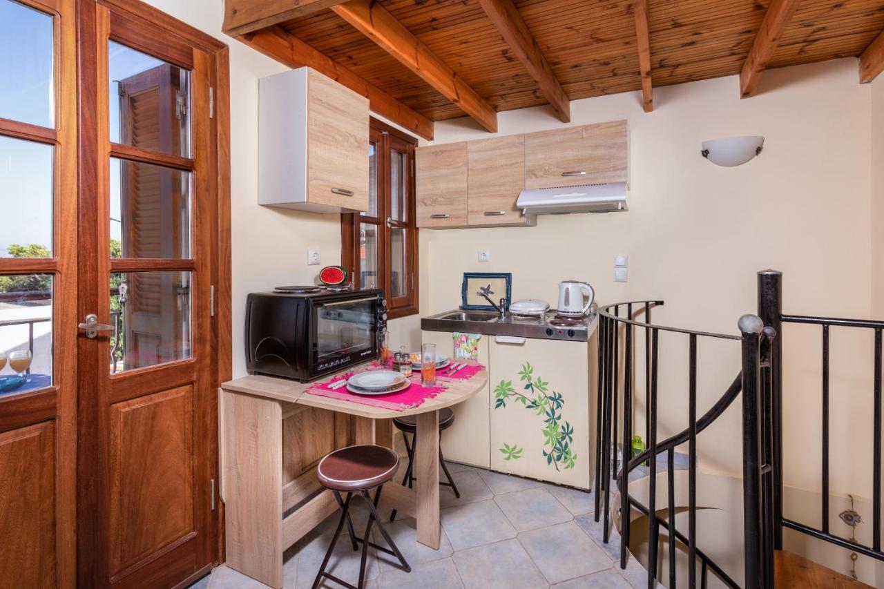 Coralli House Chalki Town Luaran gambar
