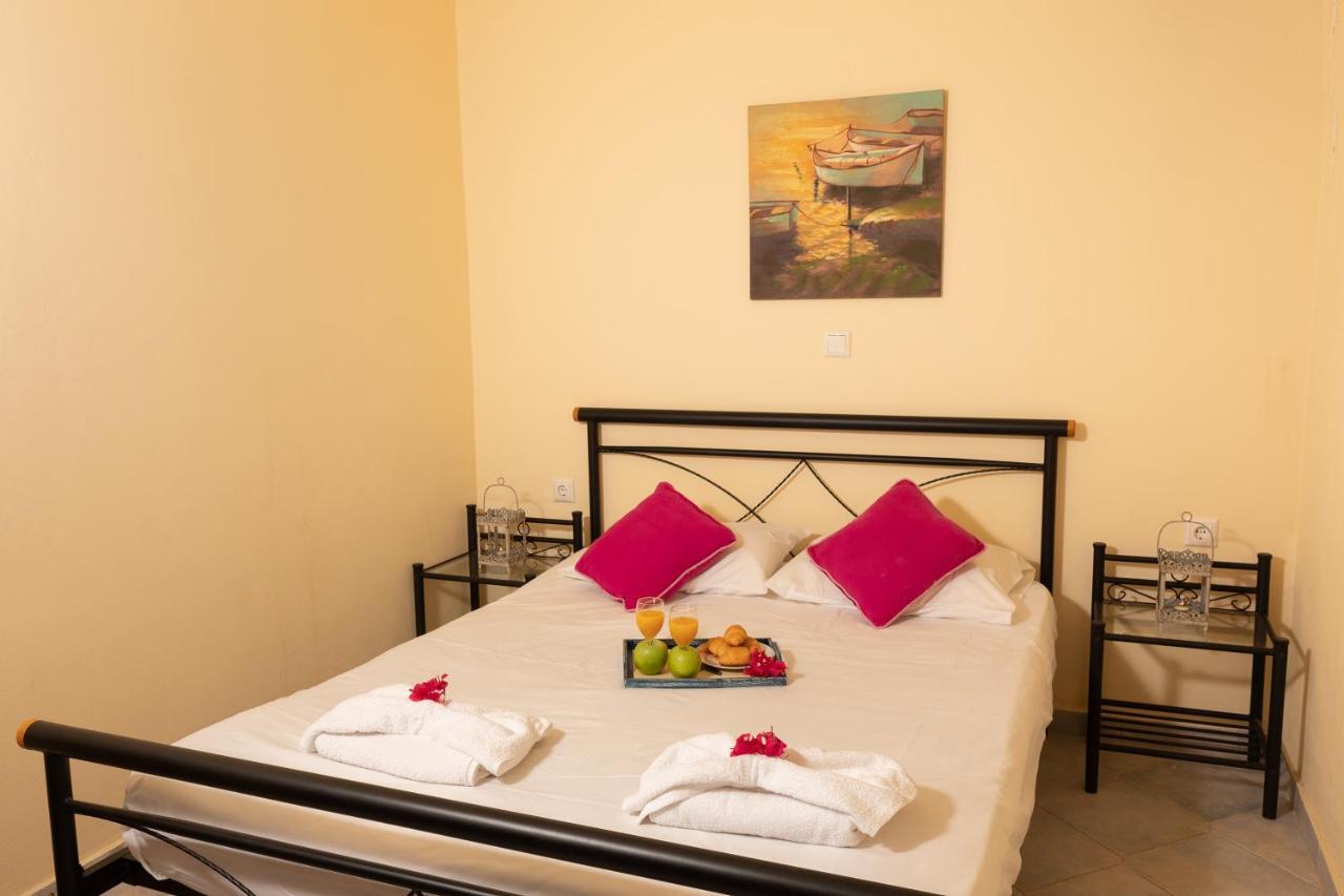 Coralli House Chalki Town Luaran gambar